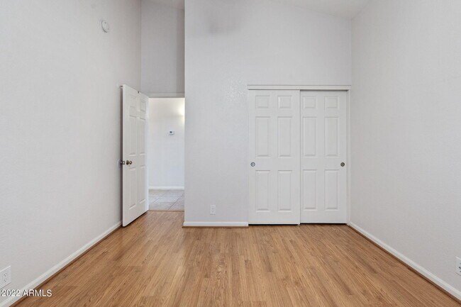 Building Photo - 4115 E Montgomery Rd
