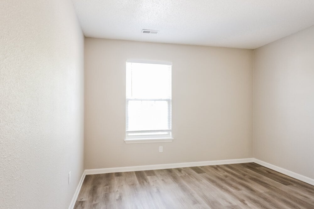 Building Photo - 4011 Village Trace Blvd