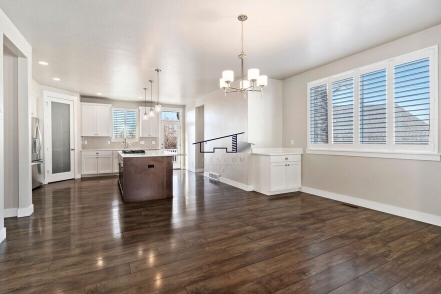 Building Photo - 369 Clark Cir