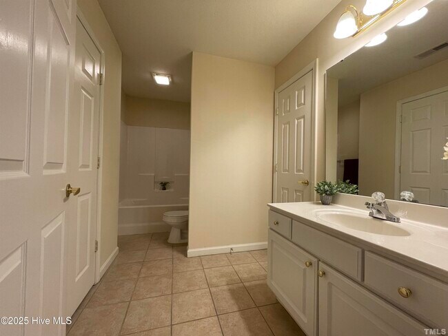 Building Photo - 11301 Clubhaven Pl