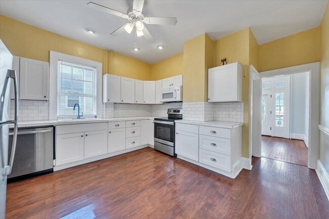 Building Photo - 1144 Wasena Ave SW