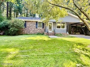 Building Photo - 1390 Royalwyn Dr