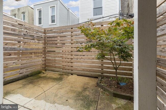 Building Photo - 2238 Titan St