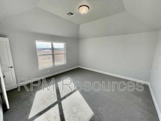 Building Photo - 9100 Yassir Blvd