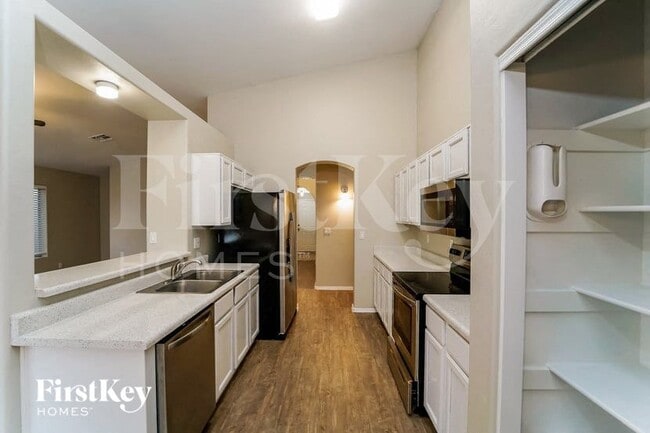 Building Photo - 3620 W Bellewood Pl