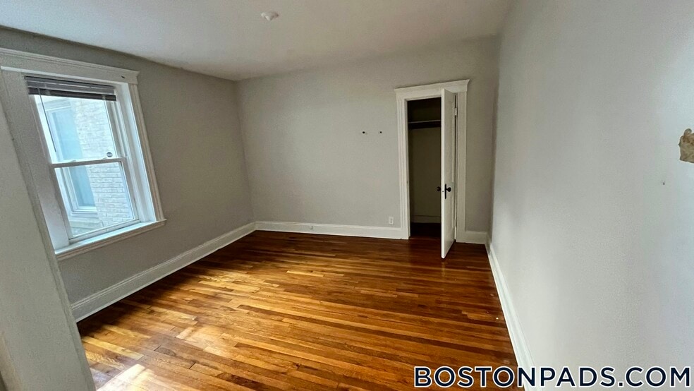 Building Photo - 1450 Commonwealth Ave