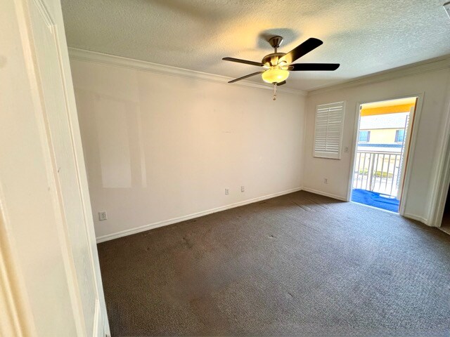 Building Photo - 1241 Twin Trees Ln