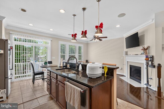 Building Photo - 12230 Water Elm Ln