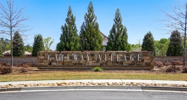 Building Photo - 6637 Bluffview Dr