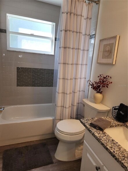 Building Photo - 6503 Fairway Gardens Dr