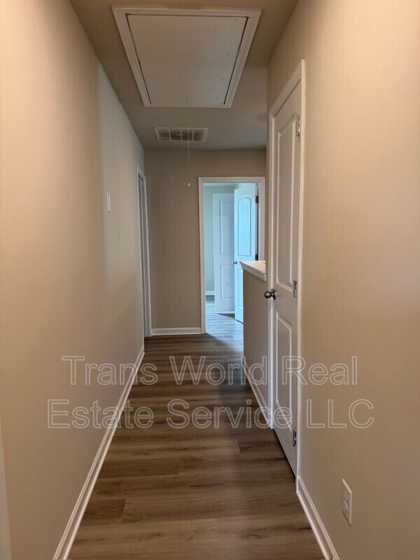 Building Photo - 114 Auburn Depot Dr