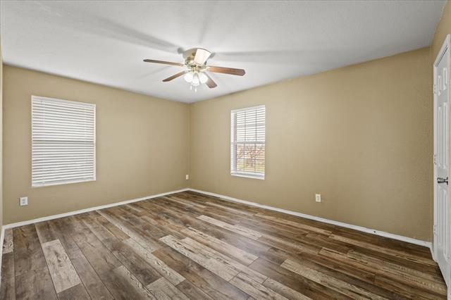 Building Photo - 2743 Hacienda Lake Dr