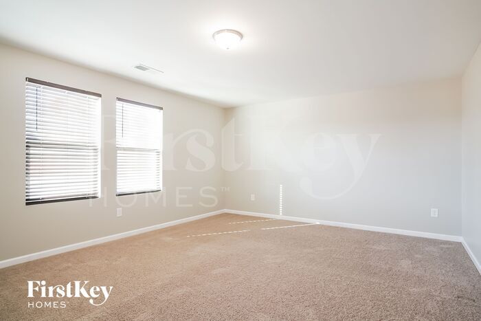 Building Photo - 56 Cottontail Ln