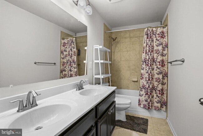 Building Photo - 5412 Spotswood Pl