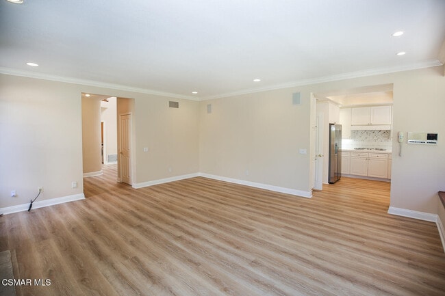 Building Photo - 1811 Fox Springs Cir