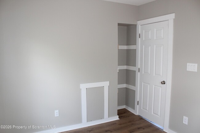 Building Photo - 215 Ferdinand St