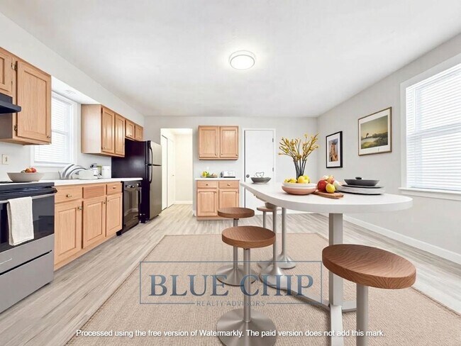 Building Photo - 25 Kinsley