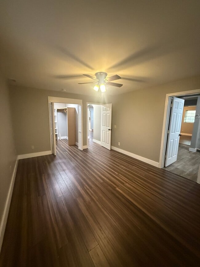 Building Photo - 167 Wagon Wheel Ln