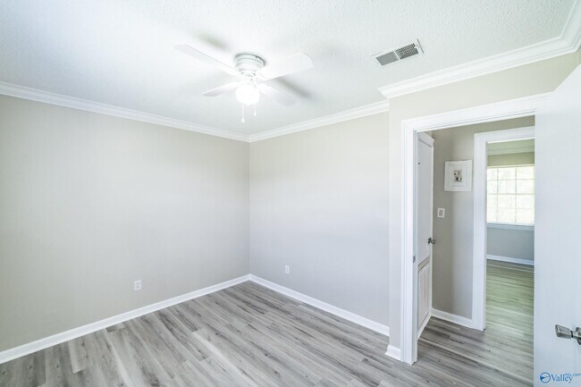 Building Photo - 5204 Grizzard Rd NW