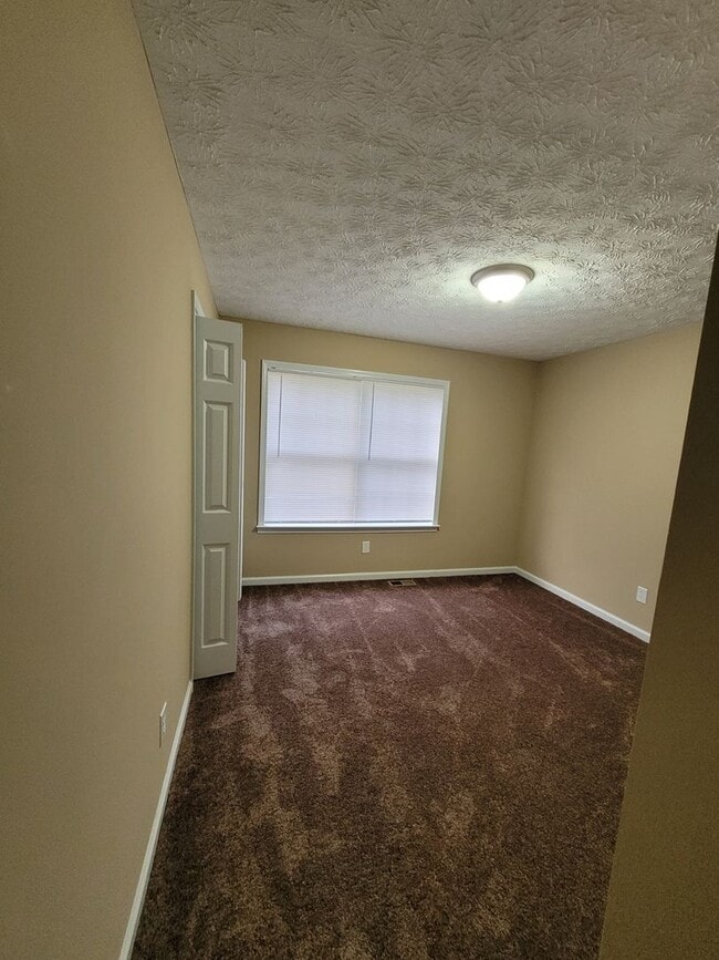 Building Photo - For Rent - Hart County - Fay Kight Circle - Three Bedroom and Two Bathroom Home