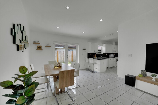 Building Photo - 17255 NW 72nd Ct