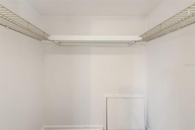 Building Photo - 10280 Imperial Point Dr W