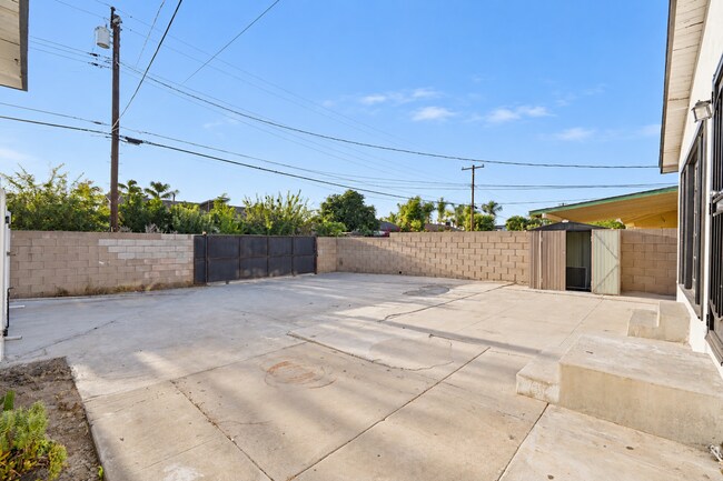 Building Photo - 1829 S White Ave