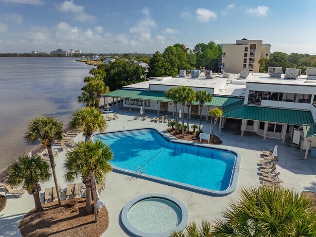 Building Photo - 200 Sandestin Blvd W