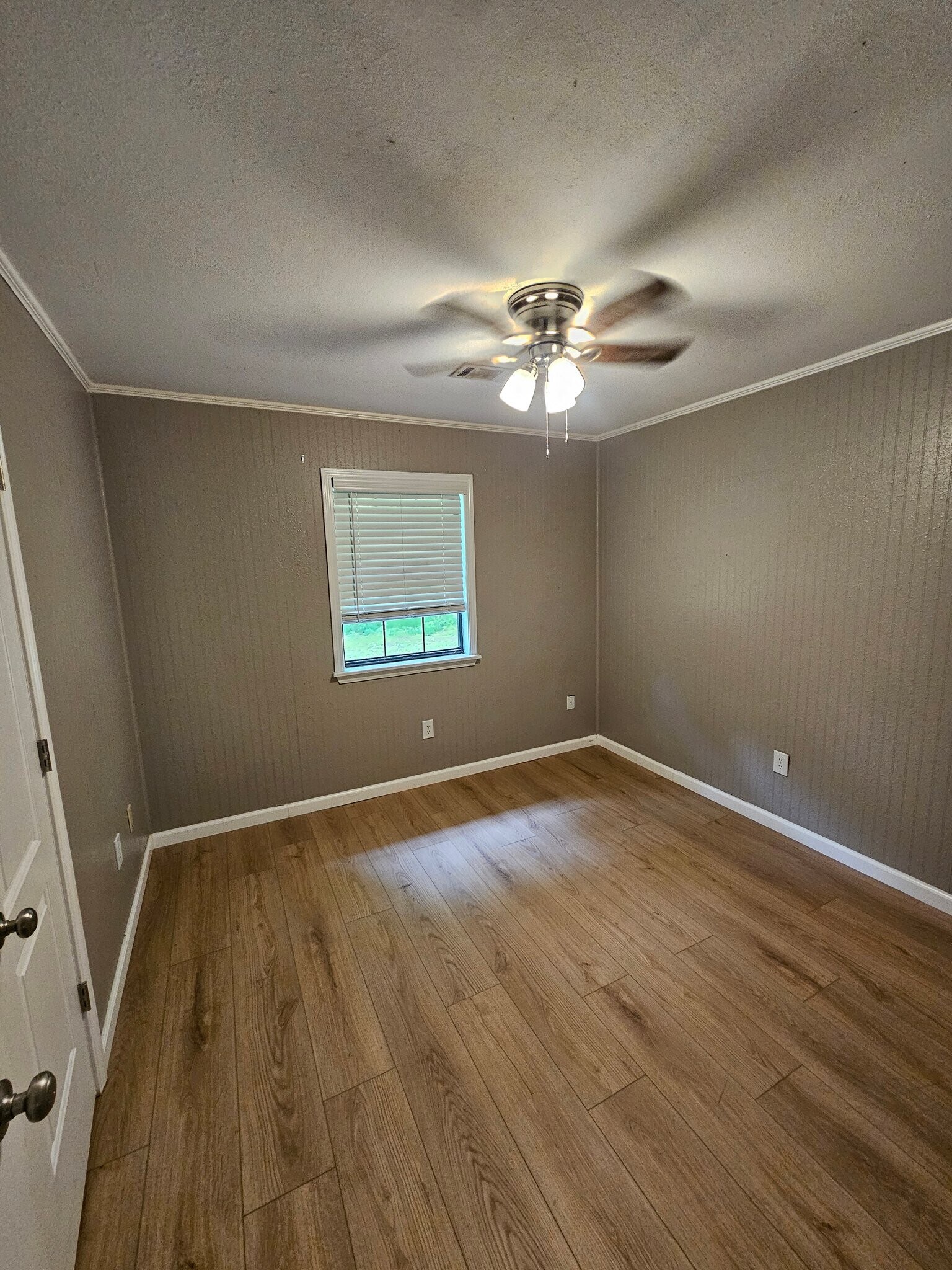 Building Photo - 24 Linder Rd