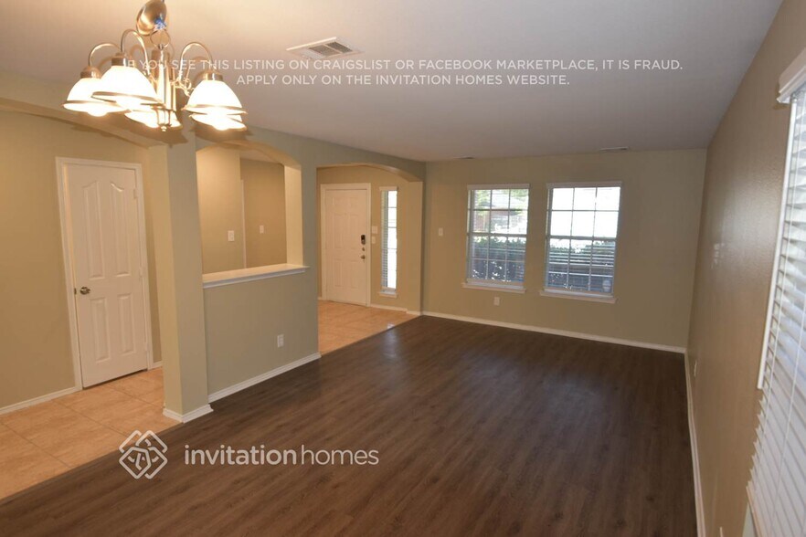 Building Photo - 7215 Fossil Garden Dr