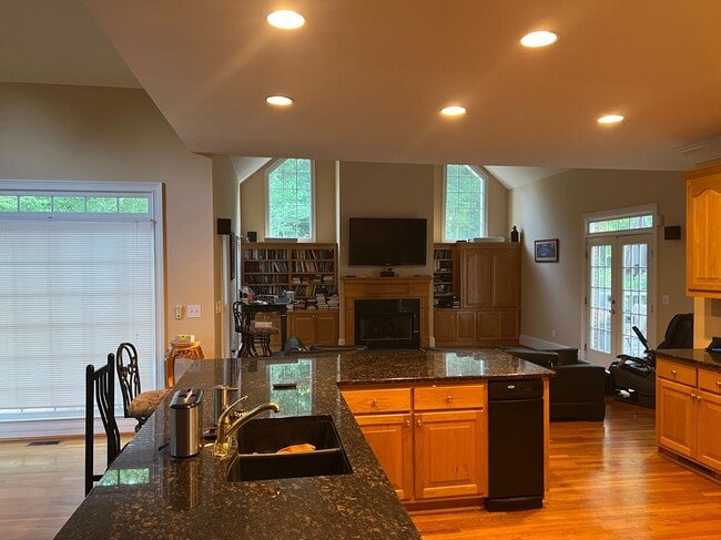 Building Photo - 2385 Hopewell Plantation Dr