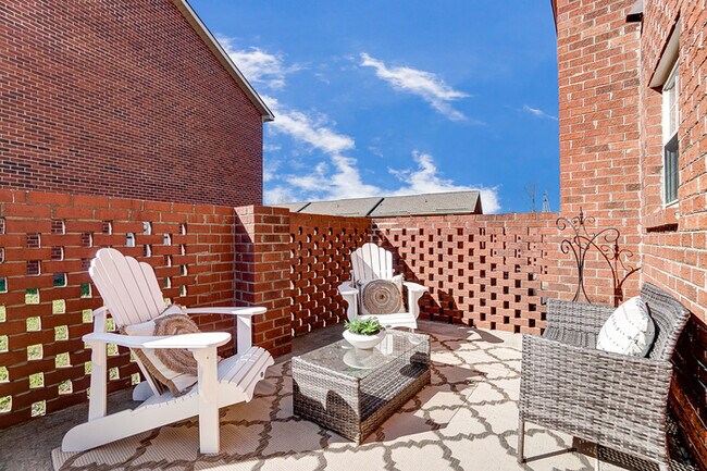 Building Photo - Your Next Home Awaits at The Arbors Townhomes