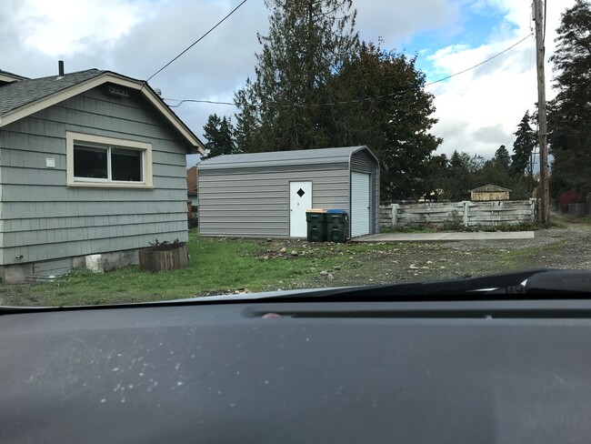 Building Photo - STATUS: PENDING APPLICATION-| R118H |