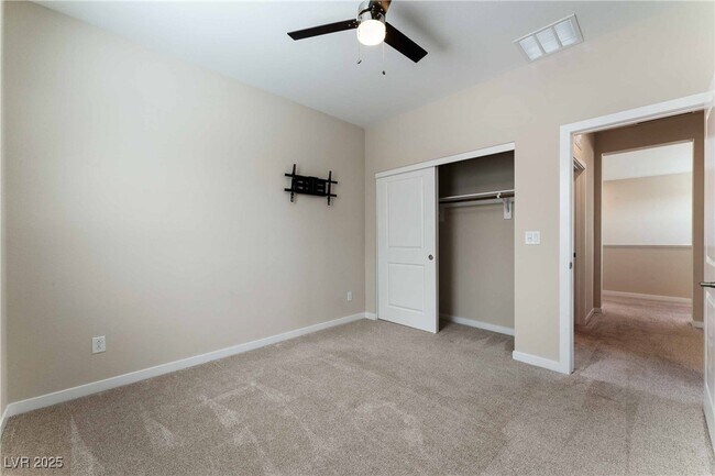 Building Photo - 545 Ruby Mesa Ave