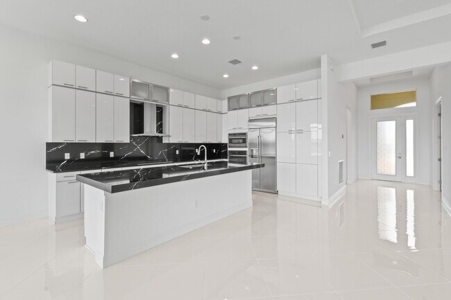 Building Photo - 9019 SW Terzi Wy
