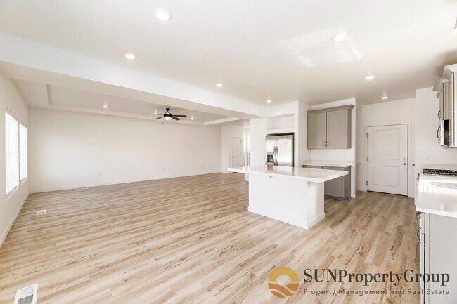 Building Photo - Beautiful Newer Home In Great Lehi Location!!