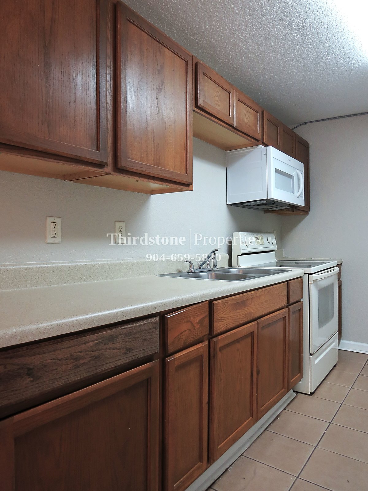 Building Photo - 4474 Spring Glen Rd