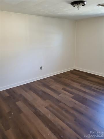 Building Photo - 311 Barbour St