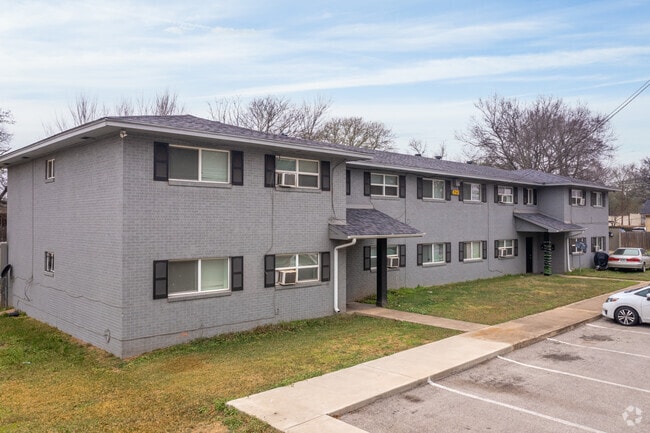 Primary Photo - High Street Apartments