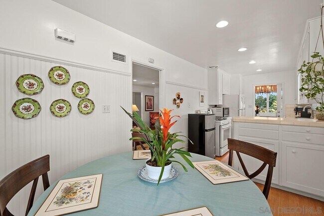Building Photo - 4615 Rolando Blvd