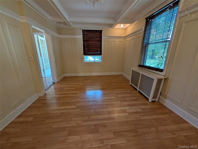Building Photo - 56 Demarest Ave