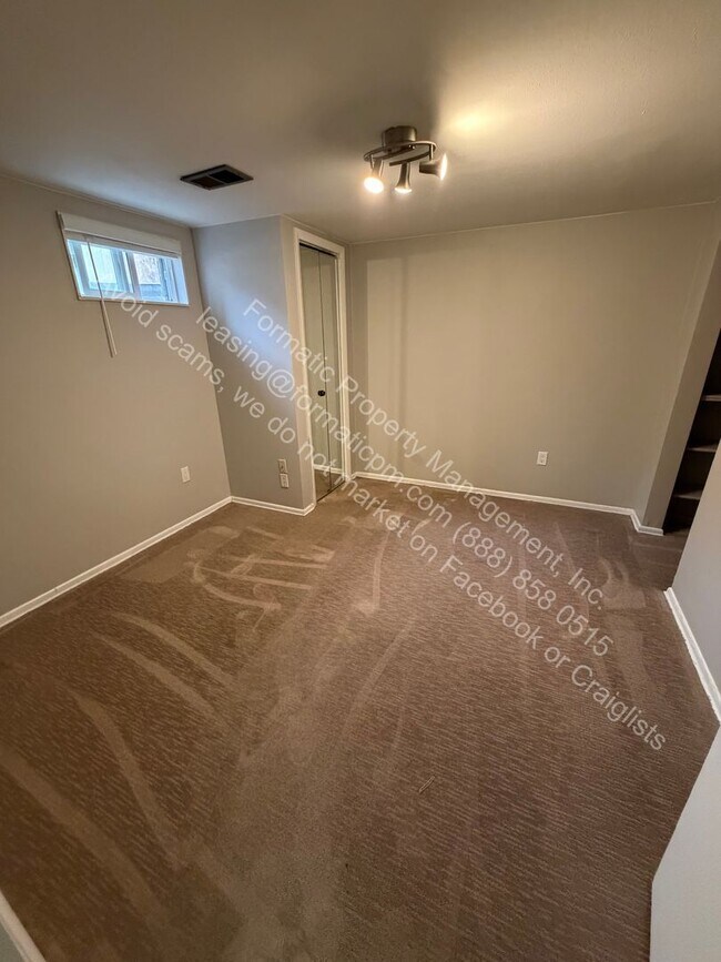 Building Photo - 6656 W 61st Ave