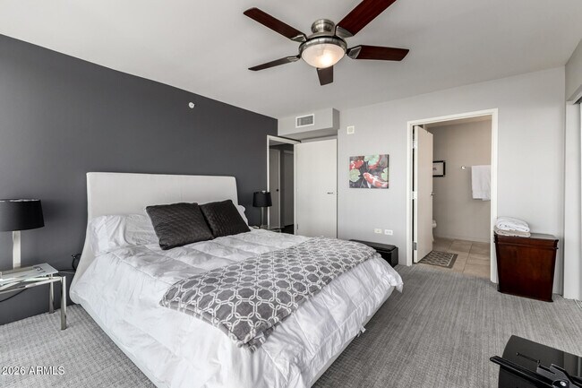 Building Photo - 4808 N 24th St