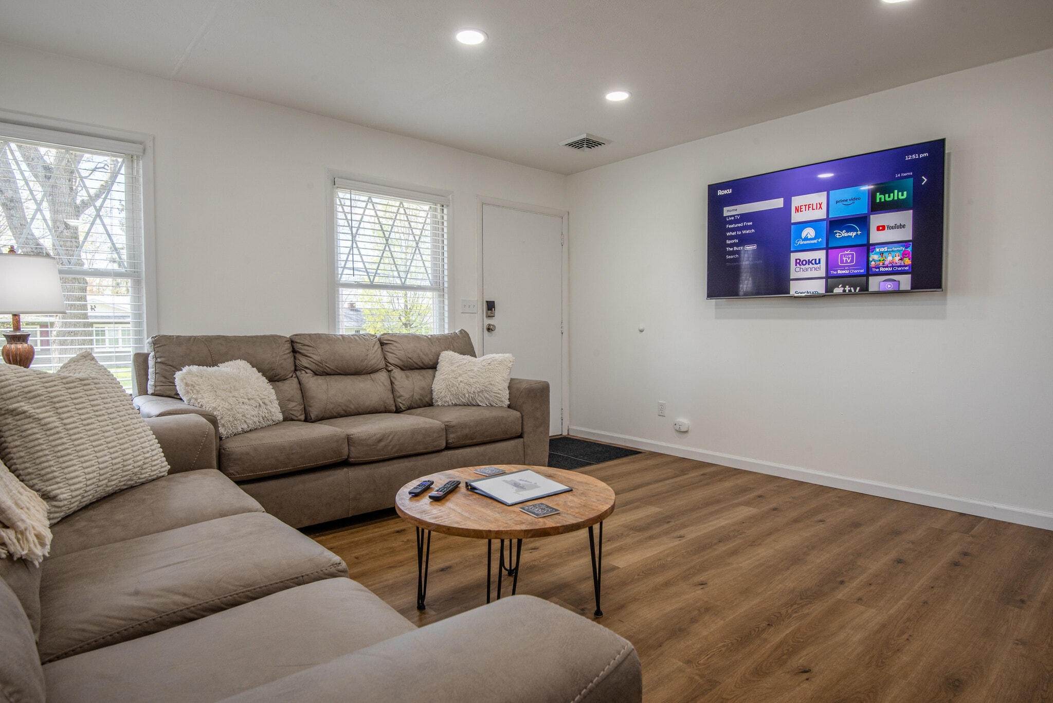 Building Photo - 1110 Cedarbrook Dr