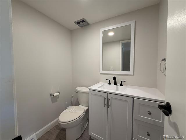 Building Photo - 529 S Xenon Ct