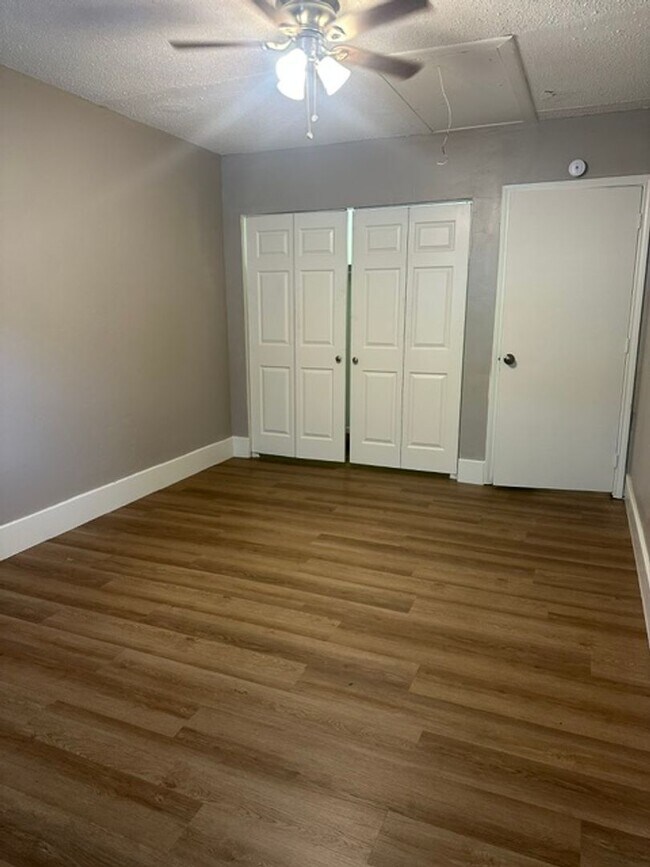 Building Photo - 4/1.5 PTISD Fenced yard and pet friendly