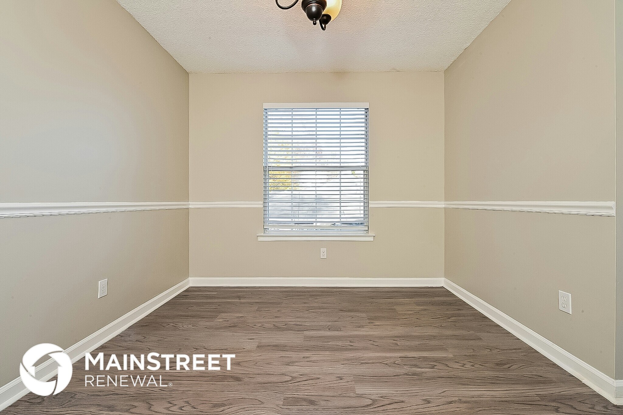 Building Photo - 220 Eagle Way