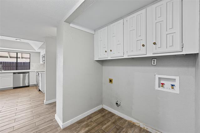Building Photo - 5256 Sherman Dr