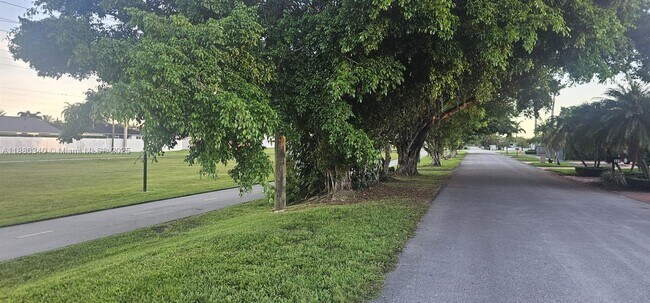 Building Photo - 41 NW 136th Ct