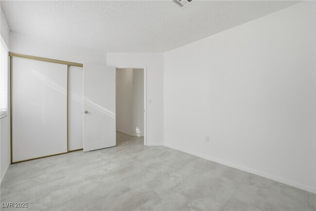 Building Photo - 6928 W Atrium Ave